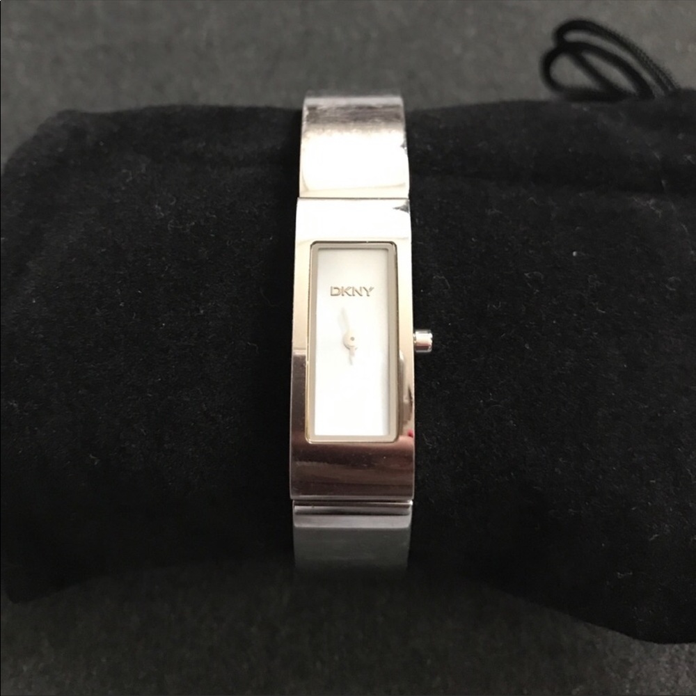 DKNKY silver watch with recent battery